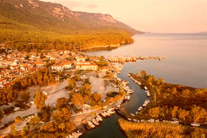 Lucy, 37 — Escort in Akyaka, Turkey