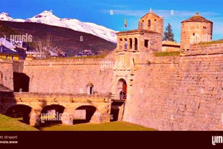 Lucy, 37 — Escort in Bascunana de San Pedro, Spain
