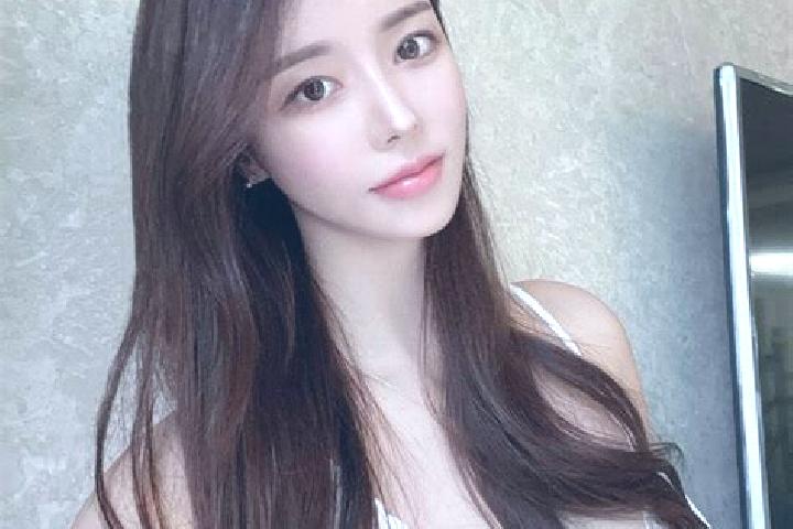 Lucy, 37 — Escort in Zhenzi, China