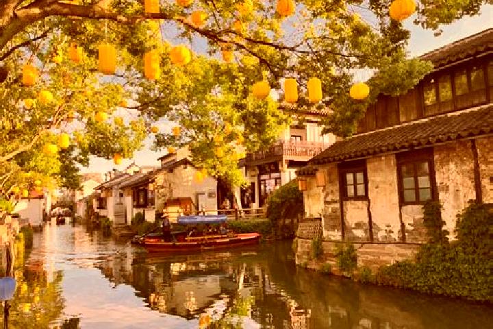 Lucy, 37 — Escort in Zhouzhuang, China