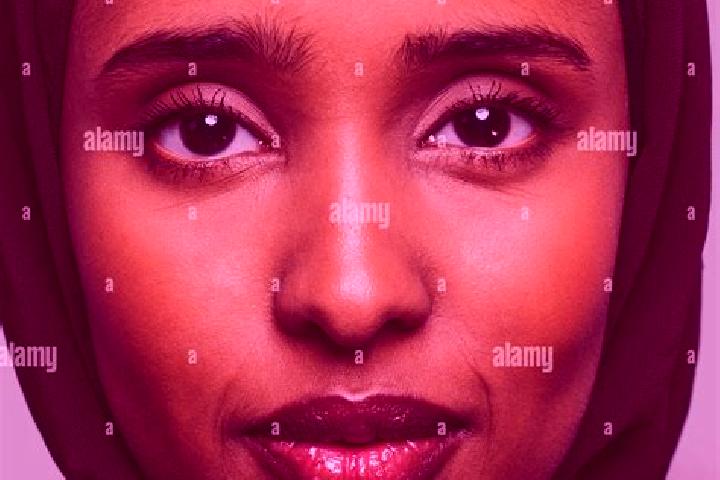 Lucy, 38, a auburn dark-eyed middle eastern companion based in Mugan. Offering Overnight, Tantra, Domination. Available for incall and outcall, overnight boo...
