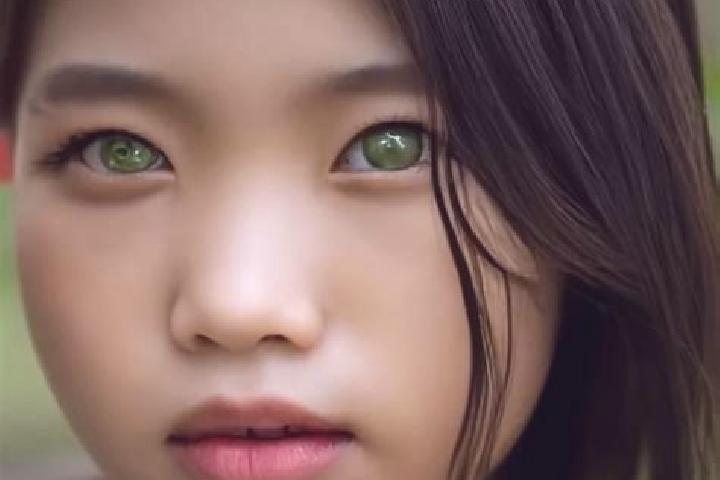 Lucy, 38, a chestnut green-eyed asian companion based in Wihogne. Offering Fetish, Tantra. Available for incall and outcall, day and evening dates.