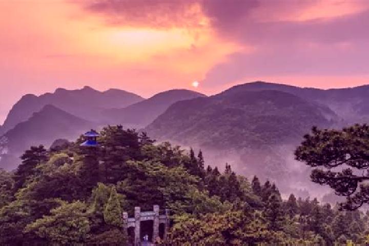 Lucy, 38 — Escort in Lushan, China