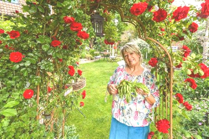 Lucy, 38 — Escort in Schwerinsdorf, Germany
