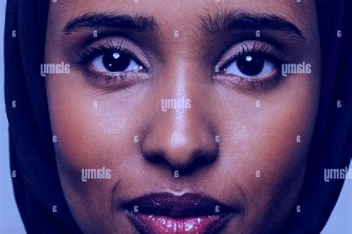Lucy, 39, a black brown-eyed middle eastern companion based in Zokoguhe-Dideguhe. Offering A-Level, Tantra, GFE. Available for incall and outcall, day and ev...
