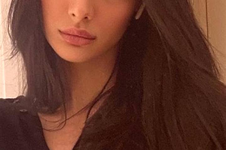 Lucy, 39, a black dark-eyed middle eastern companion based in Madonna Dell Albero. Offering A-Level, Couples, Tantra. Available for incall and outcall, day a...