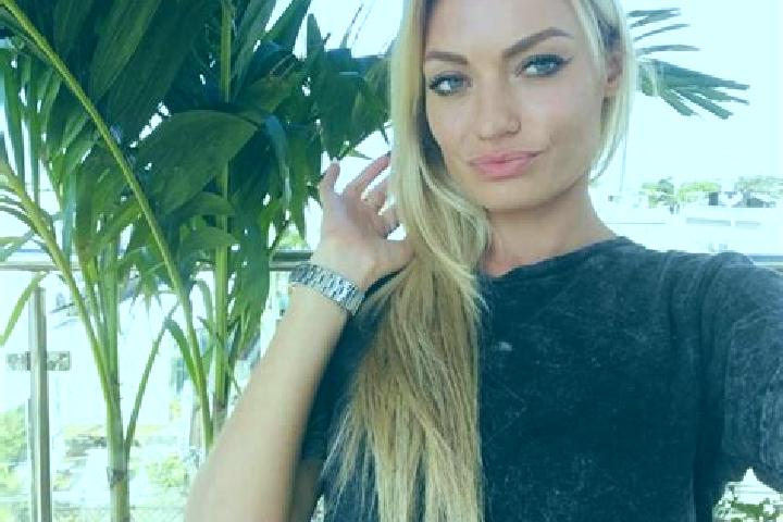 Lucy, 39, a blonde brown-eyed caribbean companion based in Diancun. Offering Deep French Kissing, Striptease, Dinner Date, Tantra, GFE. Available for incall ...