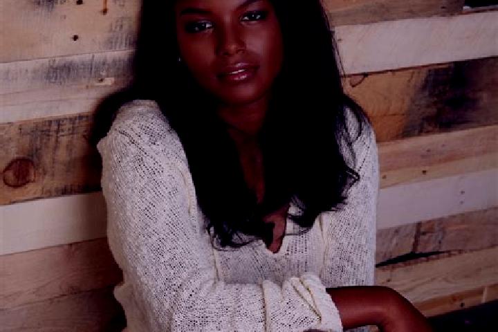 Lucy, 39, a blonde dark-eyed ebony companion based in Yen Thanh. Offering Overnight, Tantra, Prostate Massage, Roleplay, Party Girl. Available for incall and...