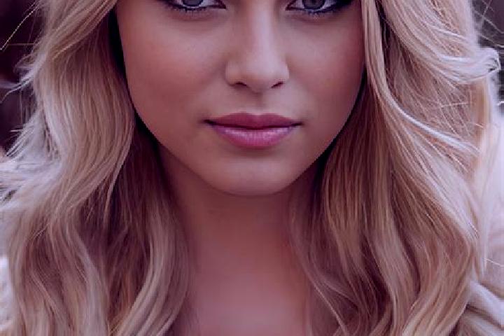 Lucy, 39, a blonde grey-eyed middle eastern companion based in Selce. Offering Deep French Kissing, A-Level. Available for incall and outcall, overnight book...