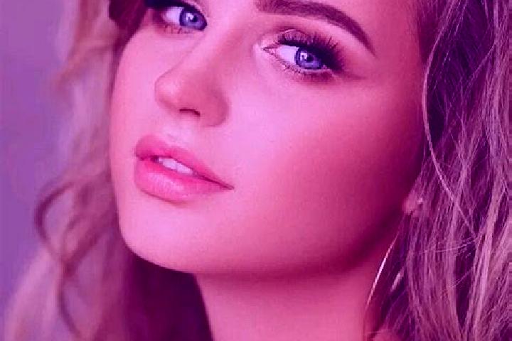 Lucy, 39, a dark blonde blue-eyed caribbean companion based in Monteleone di Spoleto. Offering 69, Prostate Massage, Travel Companion, Dinner Date. Available...