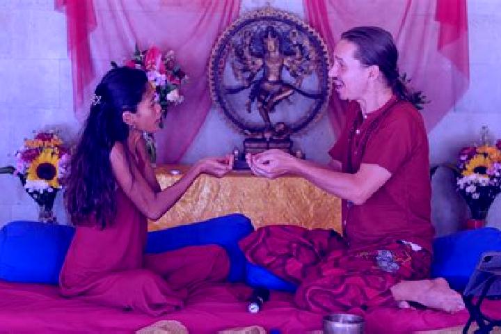 Lucy, 39, a red brown-eyed indian companion based in Ratsada. Offering BDSM, Travel Companion, Tantra. Available for incall and outcall, day and evening dates.