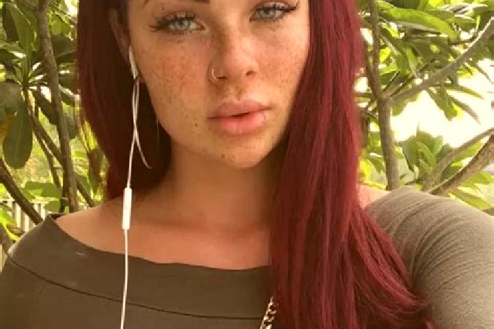 Lucy, 39, a red grey-eyed mediterranean companion based in Zimmern unter der Burg. Offering Travel Companion, CIM, Domination. Available for incall and outca...