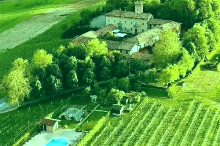 Lucy, 39 — Escort in Alfiano Natta, Italy