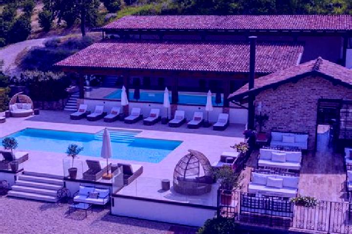 Lucy, 39 — Escort in Calamandrana, Italy