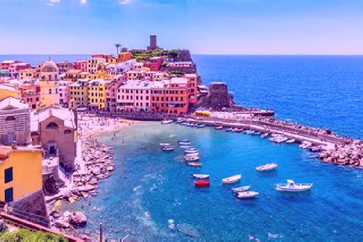 Lucy, 39 — Escort in Diano d Alba, Italy