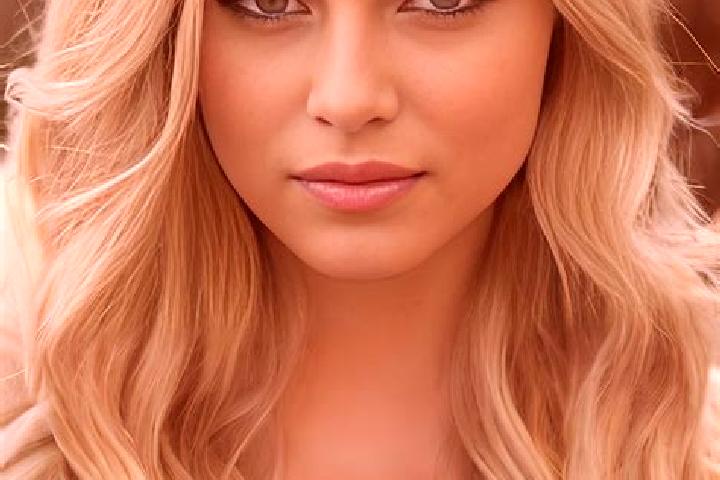 Luna, 20, a blonde amber-eyed european companion based in Rode Heath. Offering Deep French Kissing, A-Level, Roleplay, OWO. Available for incall and outcall,...