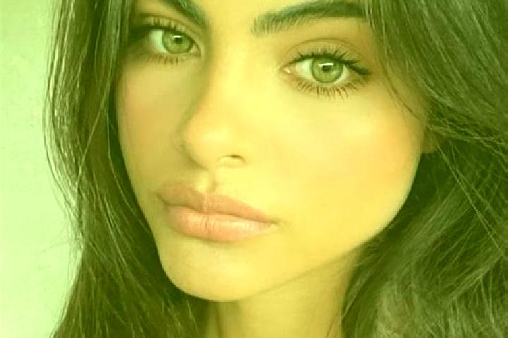 Luna, 20, a brunette green-eyed mediterranean companion based in Stefesti. Offering Striptease, Duos, Massage, 69. Available for incall and outcall, overnigh...