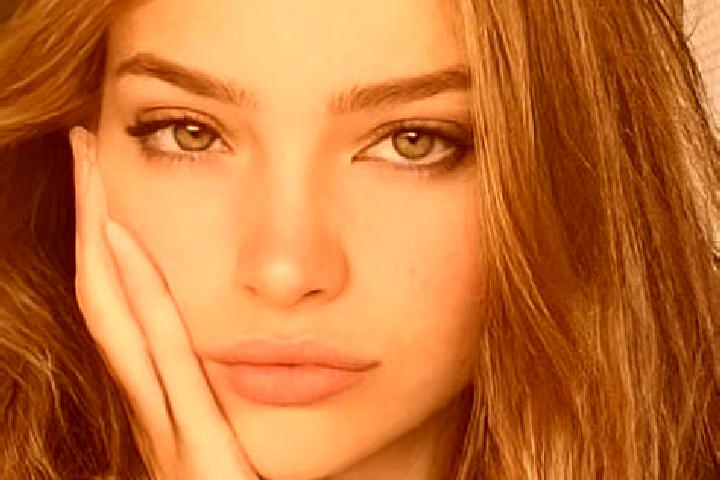 Luna, 20, a dark blonde dark-eyed caribbean companion based in Collombatti. Offering Roleplay, Massage, Overnight, Party Girl. Available for incall and outca...