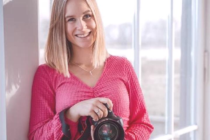 Luna, 20 — Escort in Basthorst, Germany
