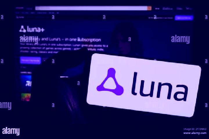 Luna, 20 — Escort in Belyayevka, Russia