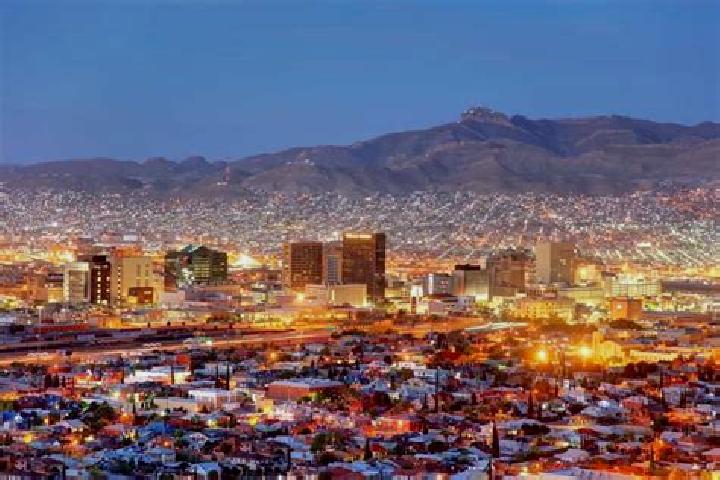 Luna, 20 — Escort in El Pitahayal, Mexico