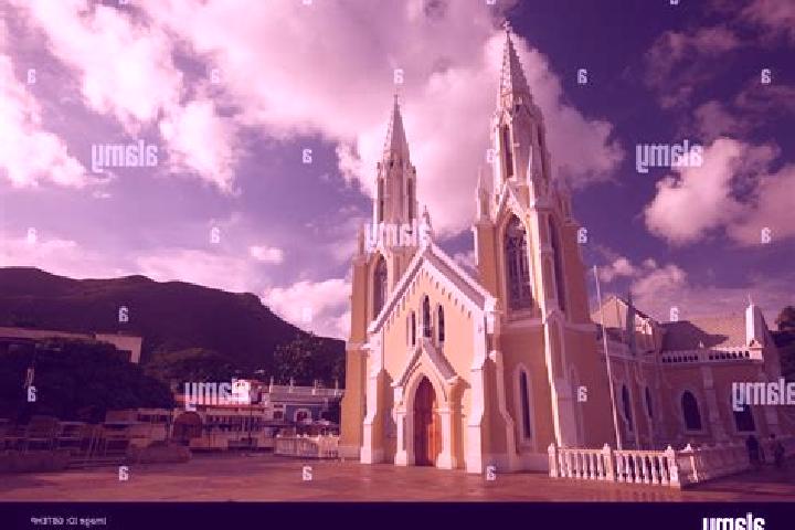 Luna, 20 — Escort in El Valle del Espiritu Santo, Venezuela