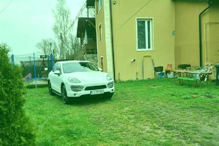 Luna, 20 — Escort in Fizesu Gherlii, Romania