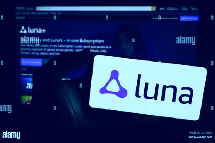 Luna, 20 — Escort in Glazovka, Ukraine