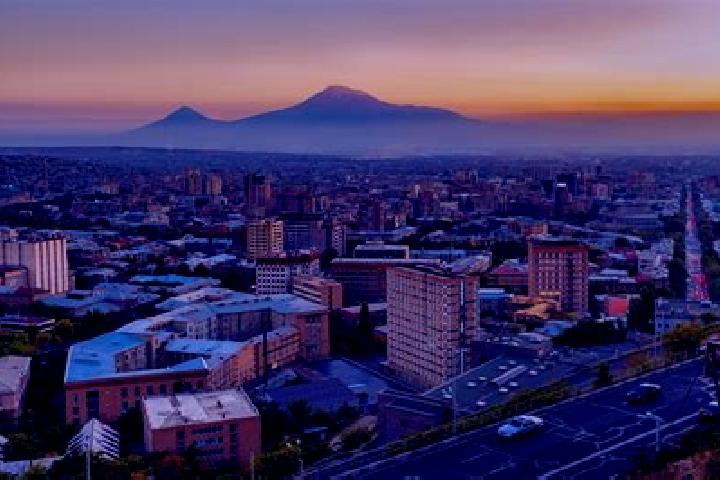 Luna, 20 — Escort in Haykashen, Armenia