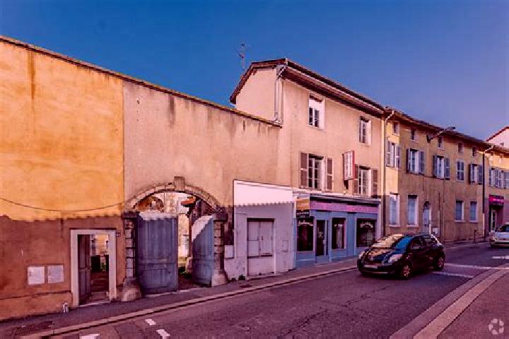 Luna, 20 — Escort in La Francheville, France