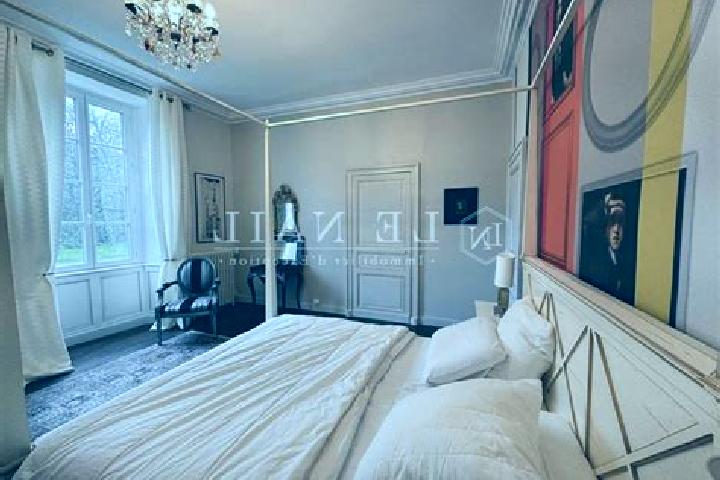 Luna, 20 — Escort in Les Lucs-sur-Boulogne, France