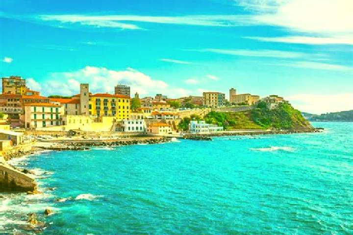 Luna, 20 — Escort in Piombino Dese, Italy