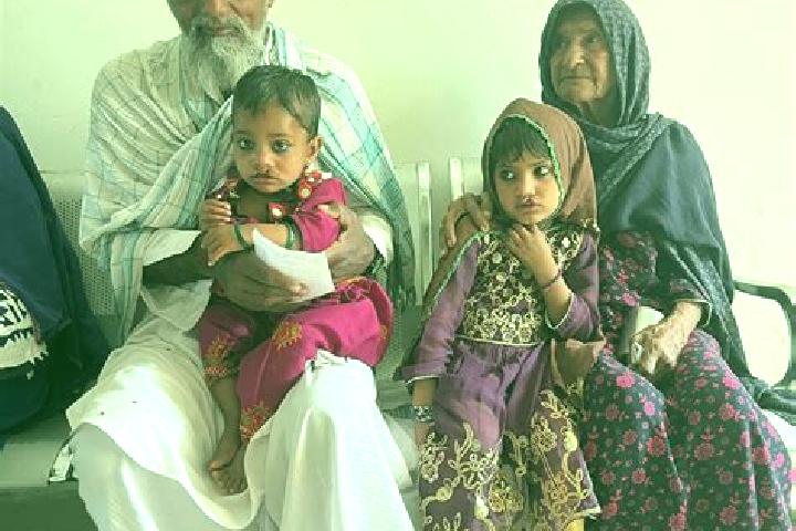Luna, 20 — Escort in Umarkot, Pakistan