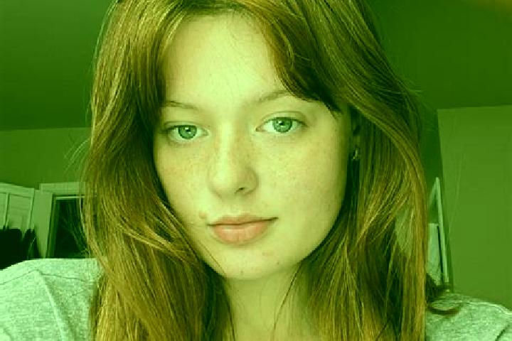 Luna, 21, a auburn grey-eyed mixed companion based in Teignmouth. Offering Girlfriend Experience, Dinner Date. Available for incall and outcall, overnight bo...