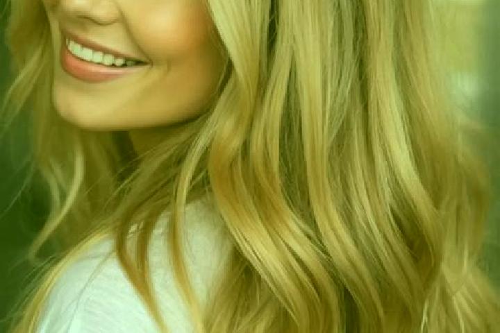 Luna, 21, a blonde hazel-eyed caribbean companion based in Laahen. Offering Dinner Date, Couples, CIM, Duos, Erotic Massage. Available for incall and outcall...