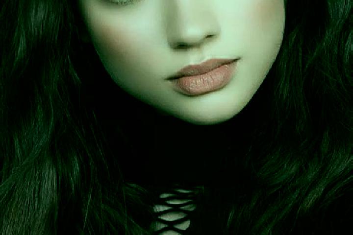 Luna, 21, a brunette dark-eyed caribbean companion based in Clavesana. Offering Dinner Date, OWO, Tantra, BDSM. Available for incall and outcall, overnight b...