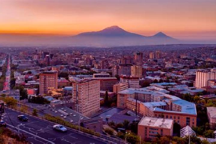 Luna, 21 — Escort in Kakavadzor, Armenia