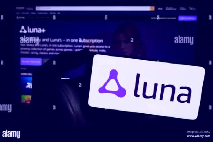 Luna, 21 — Escort in Korobivka, Ukraine