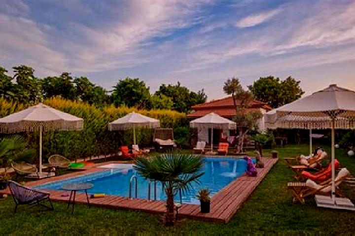Luna, 21 — Escort in Kuscular, Turkey