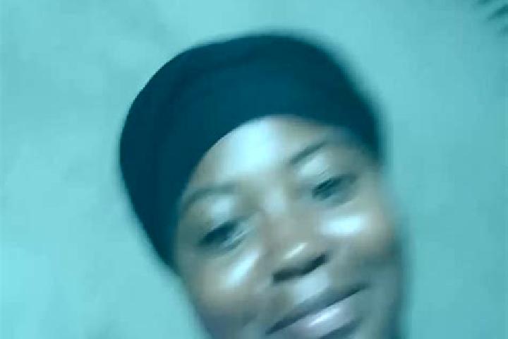 Luna, 21 — Escort in Mongana, Ivory Coast
