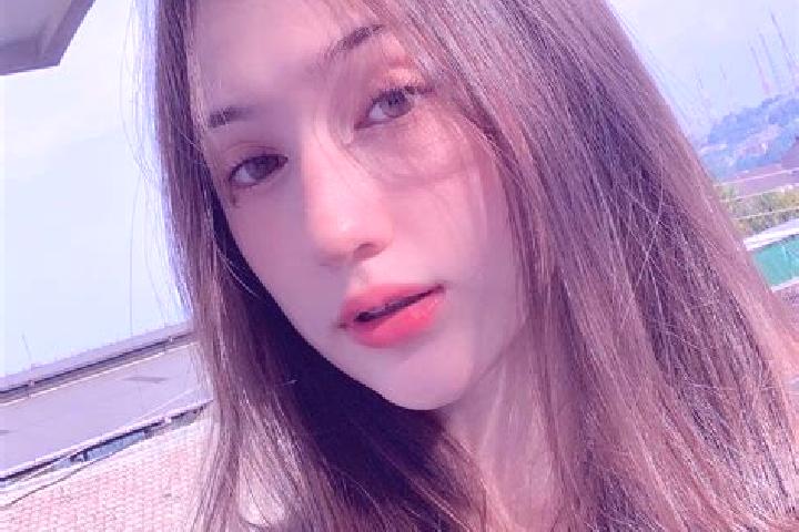 Luna, 21 — Escort in Ye-u, Myanmar