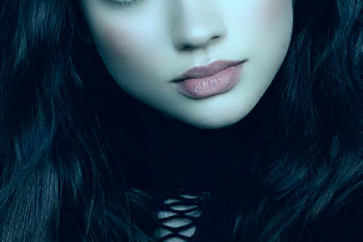 Luna, 22, a auburn brown-eyed middle eastern companion based in Sokolovskoye. Offering Tantra, Erotic Massage, OWO. Available for incall and outcall, overnig...