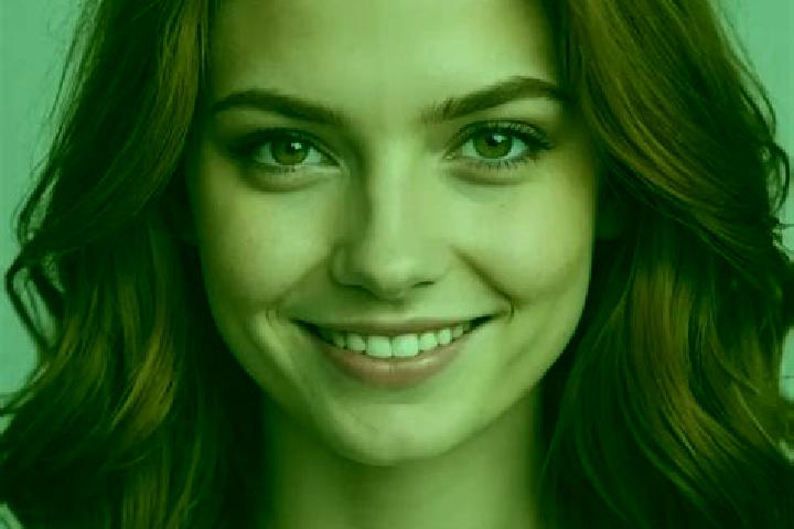 Luna, 22, a auburn hazel-eyed european companion based in Brzeznio. Offering Duos, A-Level, OWO. Available for incall and outcall, day and evening dates.