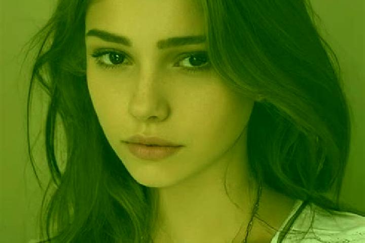 Luna, 22, a brunette brown-eyed slavic companion based in Dofteana. Offering Travel Companion, Girlfriend Experience, Striptease, Roleplay, Erotic Massage. A...