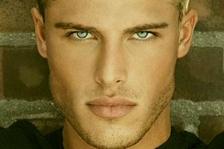 Luna, 22, a dark blonde grey-eyed caucasian companion based in Fazhan. Offering GFE, Party Girl, Fetish. Available for incall and outcall, day and evening da...
