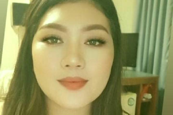 Luna, 22, a red grey-eyed asian companion based in Gorodok. Offering Duos, CIM, Travel Companion, Dinner Date. Available for incall and outcall, overnight bo...