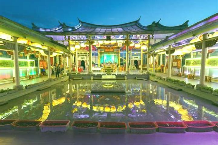 Luna, 22 — Escort in Changhua, Taiwan
