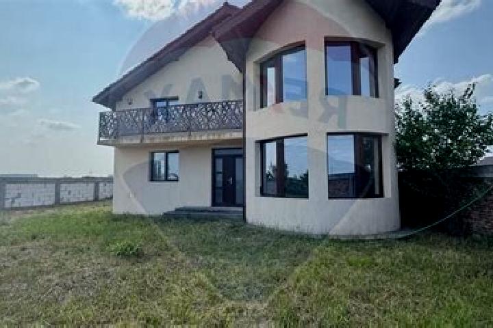 Luna, 22 — Escort in Ghercesti, Romania