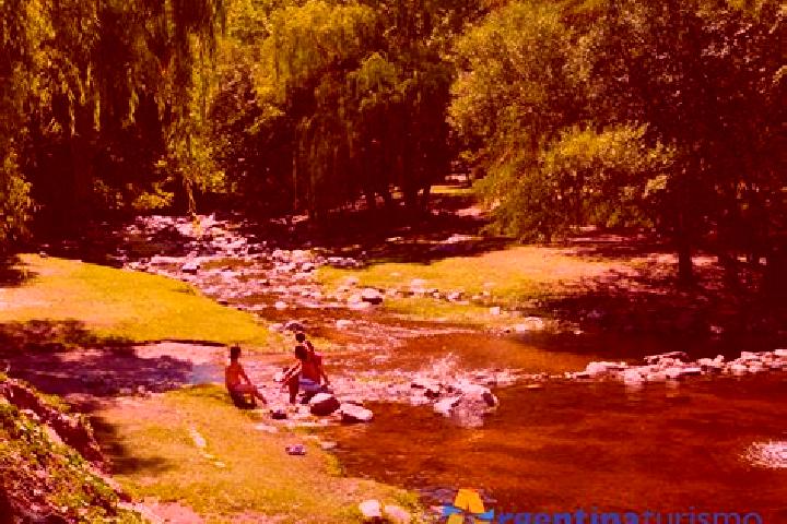 Luna, 22 — Escort in La Granja, Argentina