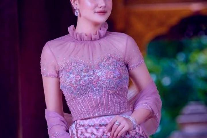 Luna, 22 — Escort in Ma Yan, Myanmar